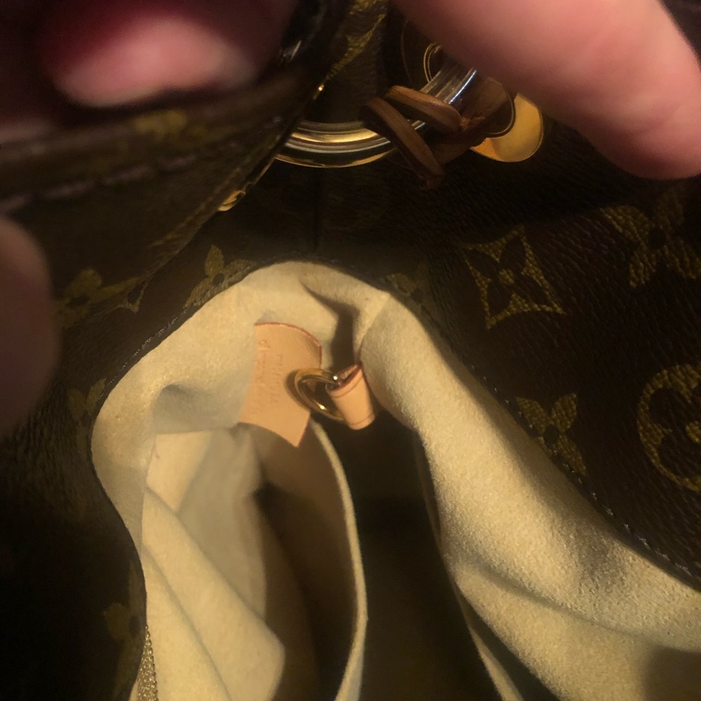 AUTHENTIC Louis Vuitton Artsy MM bag - Picture 11 of 16